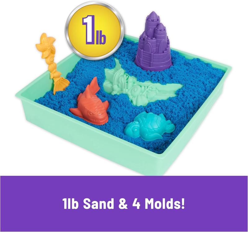 Kinetic Sand Sandbox Set, 1lb Play Sand, Sandbox Storage, 4 Molds and Tools, Sensory Toys