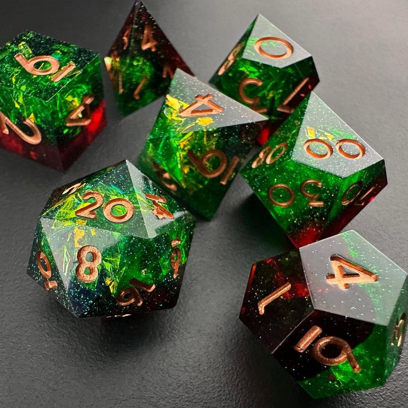 MinMax Misfits Verdant Mystique Resin Polyhedral DnD Dice Set for Dungeons & Dragons (7pc) | Green and Red  | Tabletop RPGS |  | TTRPGs