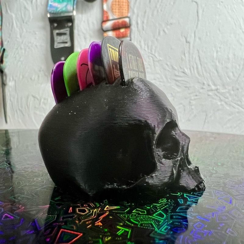 Mini Mohawk Skull Pick Holder - Holds 6 Picks