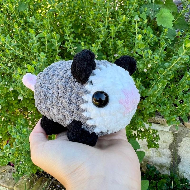 Opossum crochet