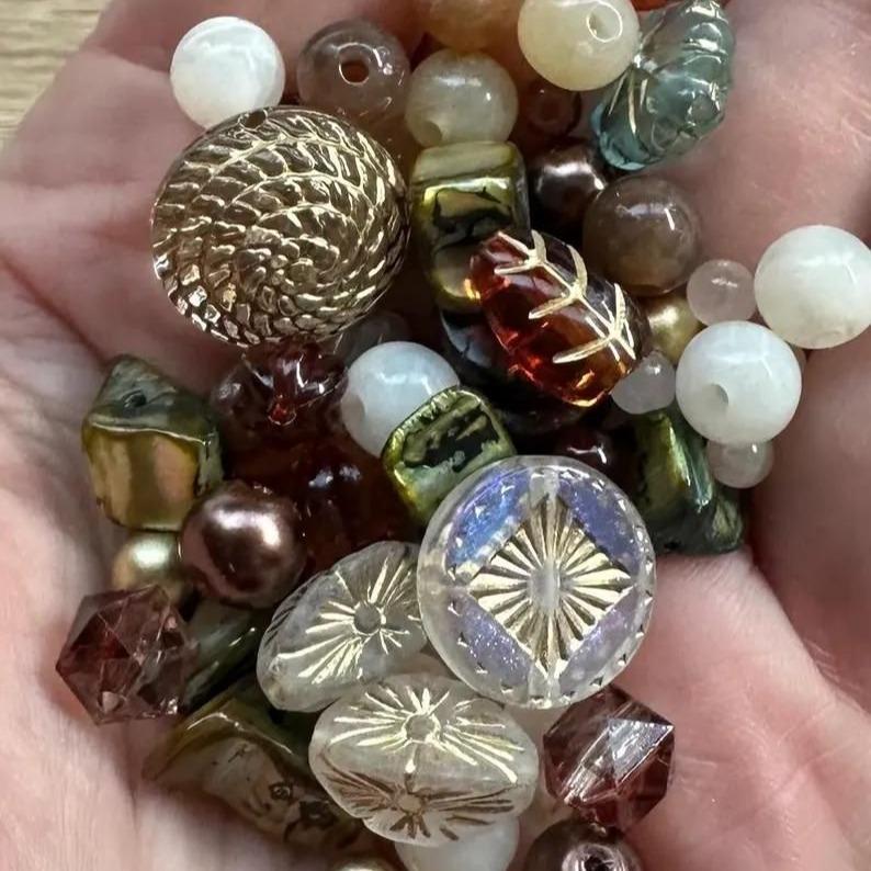 Vintage Vibes Bead Mix - Baroque and Retro Style Beads for DIY Jewelry Making