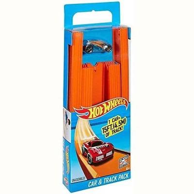 Hot Wheels Track Builder Straight Track with Car, 15 Feet - Styles May Vary BHT77