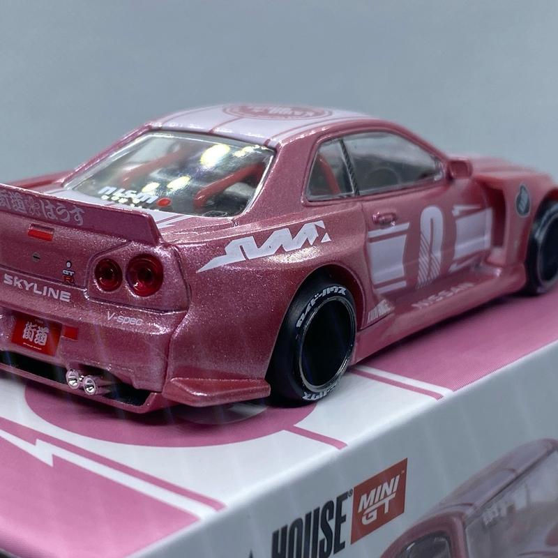 Kaido House 1:64 Nissan skyline GTR R34 Pink