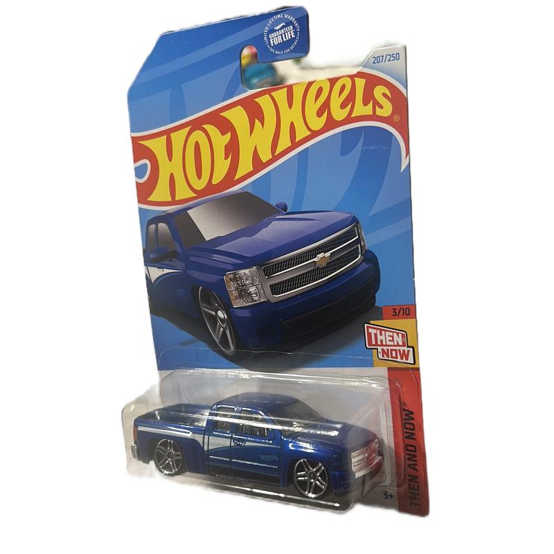 Hotwheels 2007 Silverado. Blue