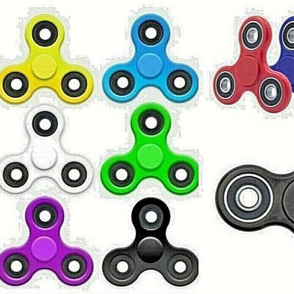 Mini TRI  HAND SPINNER  DESK TOY 2 MIN SPIN STOCKING STUFFER