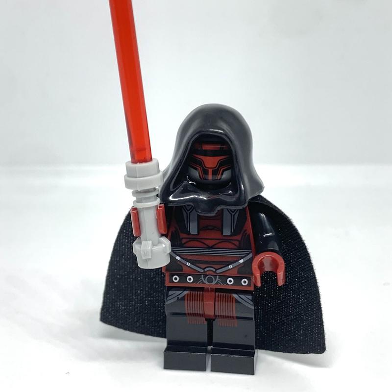 Darth Revan and Darth Nihilus Minifigures Star Knights of the Old Republic Wars Red Lightsaber