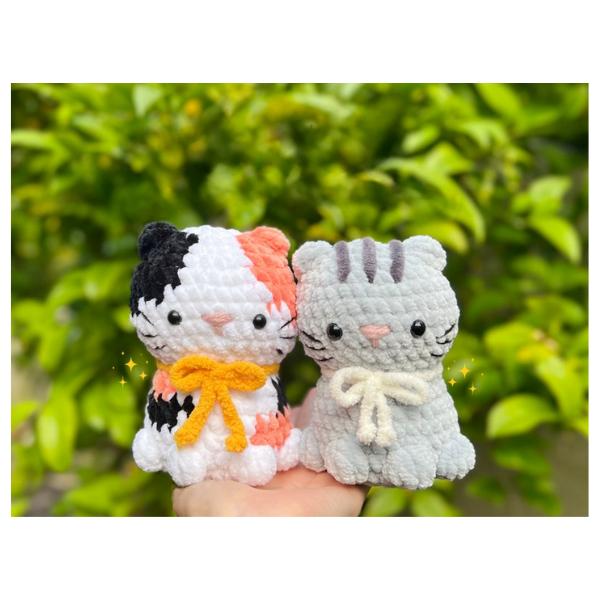 Calico Cat and Solid Colored Crochet, Cute Cat Crochet