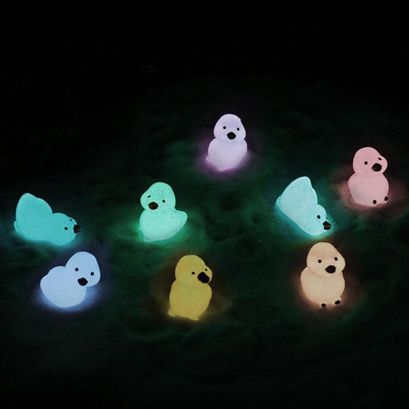 Random Color Luminous Mini Resin Duck, 30 50pcs Glow in The Dark Animals Dollhouse Figurine, Assorted Cute Cabochons Small Glowing Toys, DIY Charms Ducks Ornaments for Garden Craft Landscape