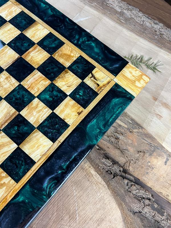 Emerald Black Onyx Maple Wood Chess Board (With Border)