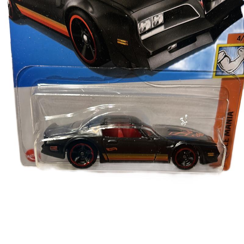 Hotwheels mainline 77 Pontiac Firebird TA