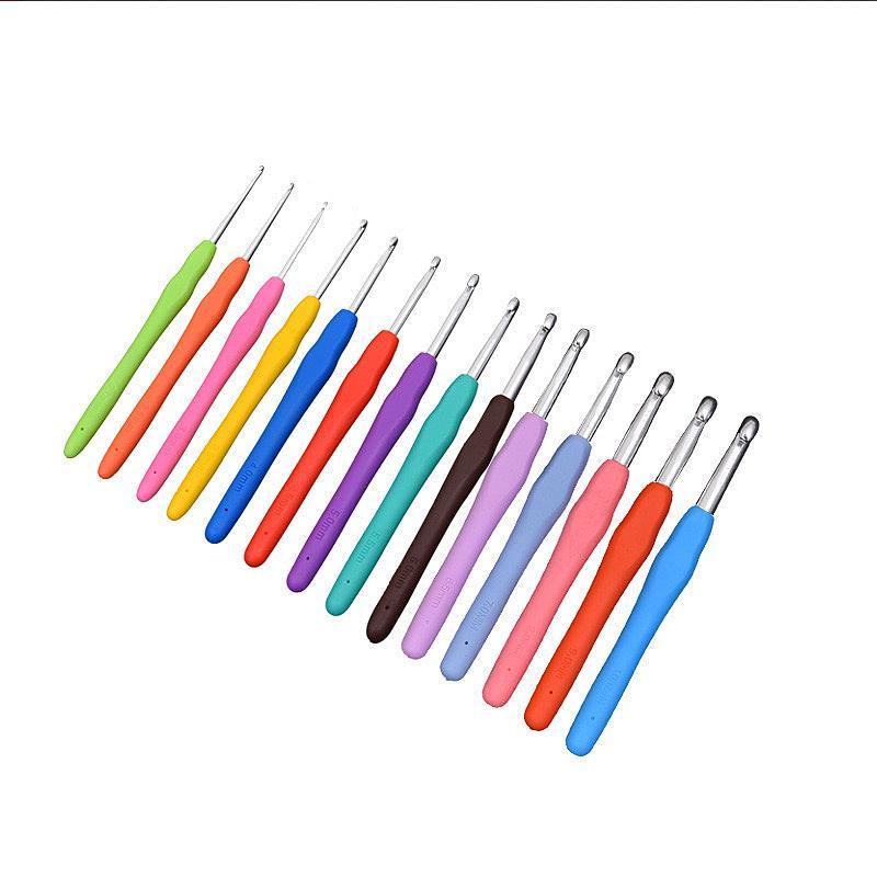 14pcs Random Color Soft Silicone Handle Crochet Hook Set, Multifunctional Anti-slip Crochet Needle, DIY Tool For Home Sewing Knitting