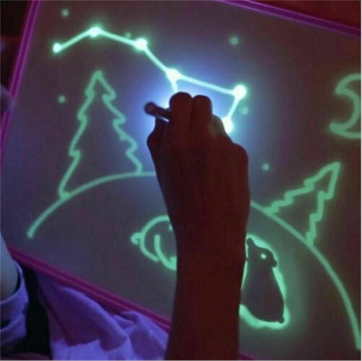 Educational Toy Drawing Pad 3D Magic 8 Light Effects Puzzle Board Sketchpad with Flashlight Marker and Template