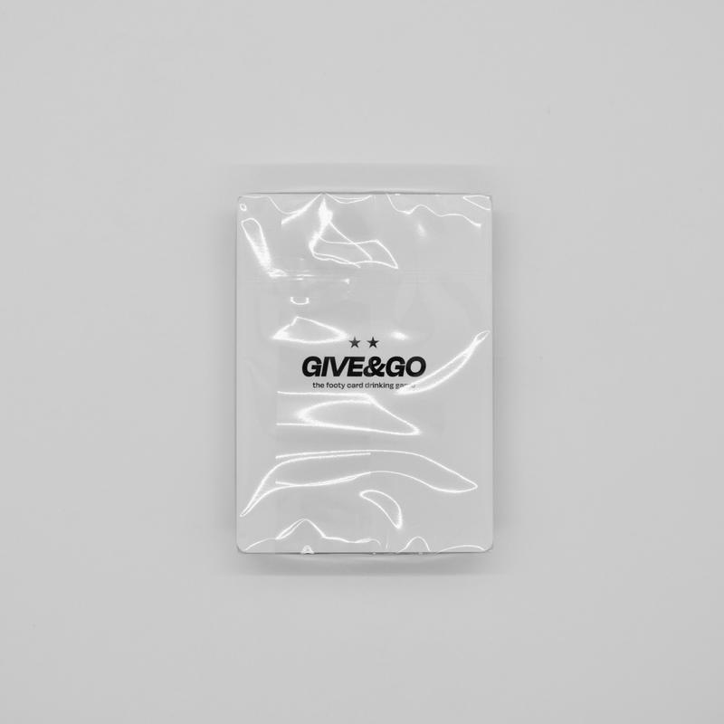 GIVE&GO - The Soccer Card Game For Footy Fans.